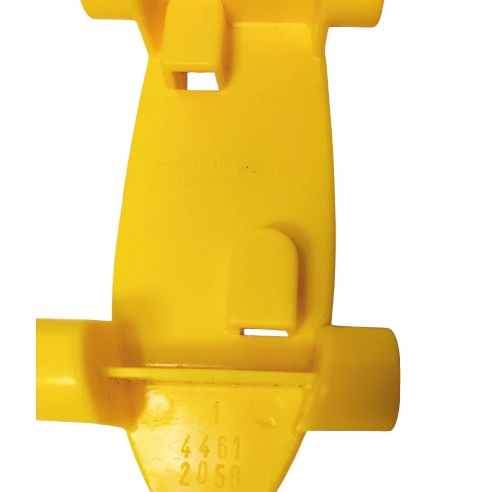 Vintage Mattel Barbie 1987 Ken Cool Times Yellow Skateboard Barbie‎ Skateboard